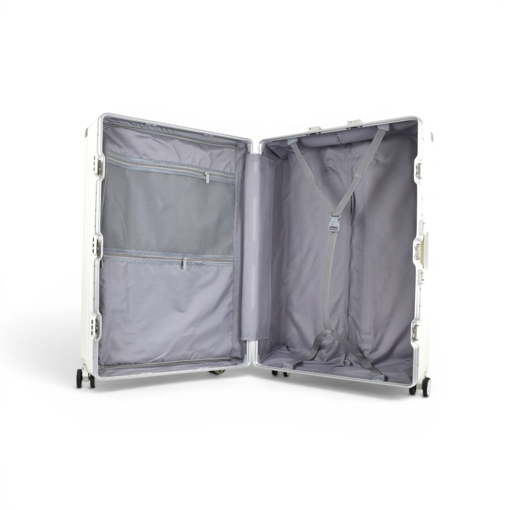 Atlas Premium luggage