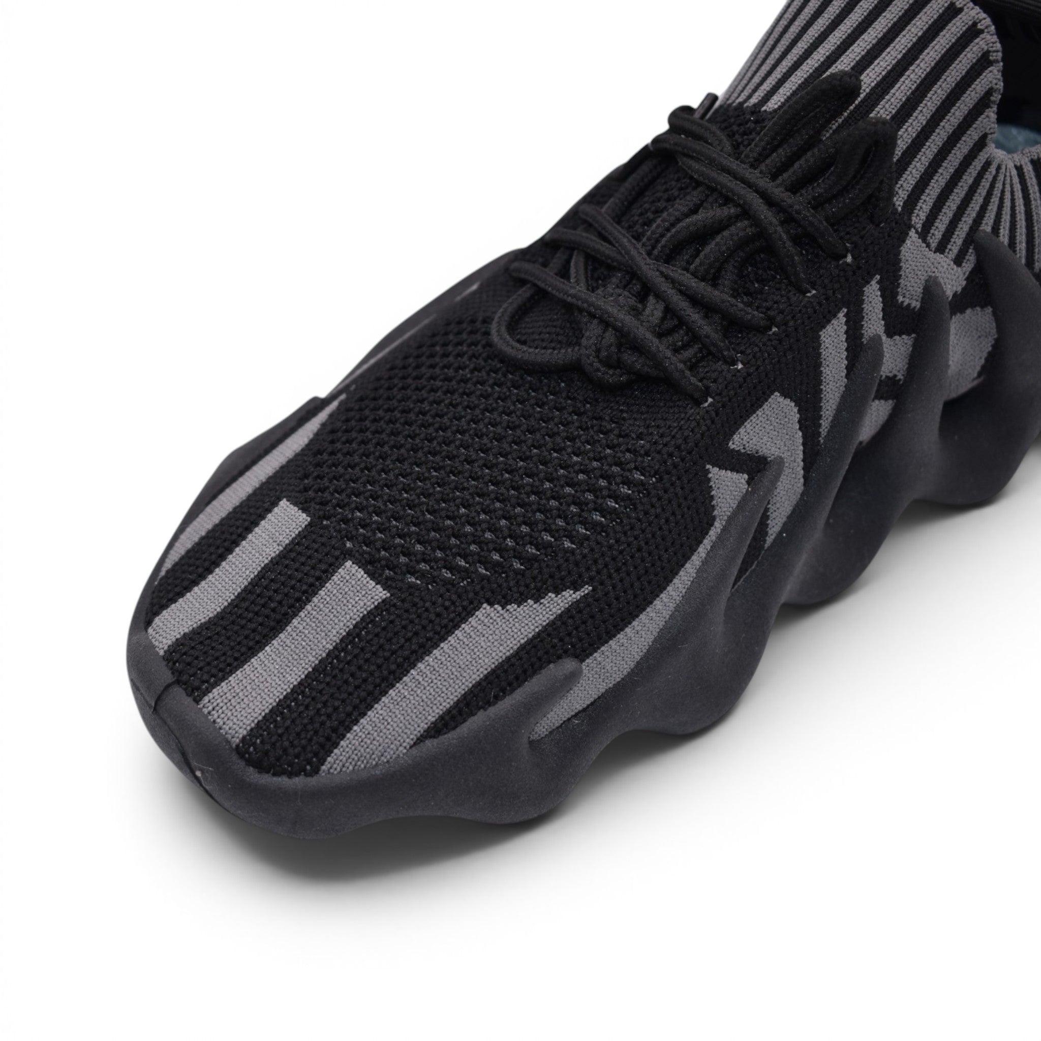 Atlas Wave Sneakers