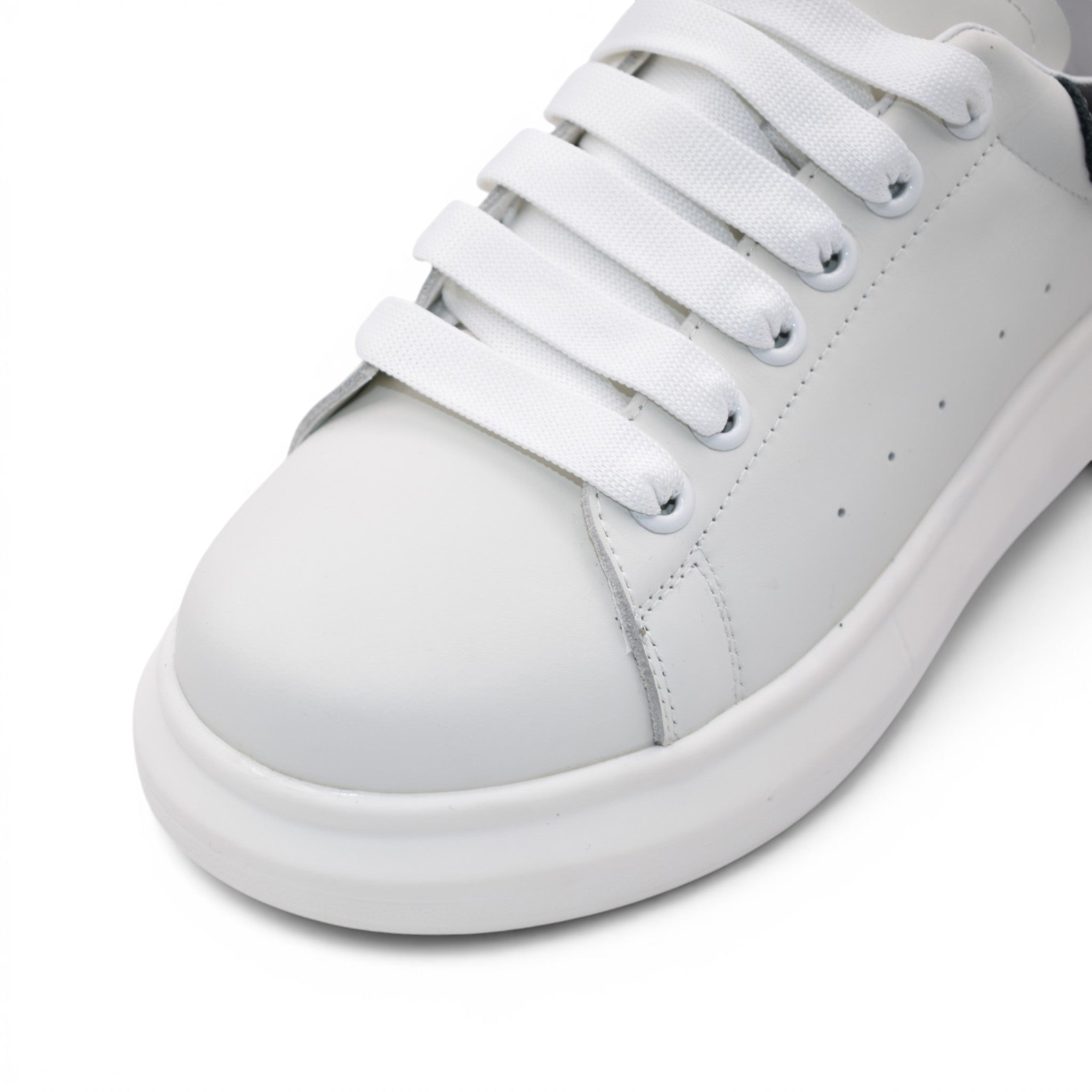 Milan Sneakers